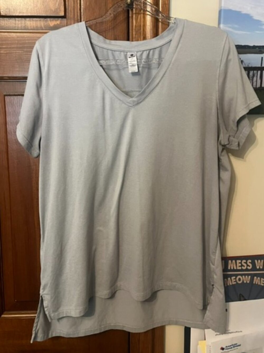 Ladies Super Comfy Gray 90 Degrees Short Sleeve V-Neck T-Shirt Size XL